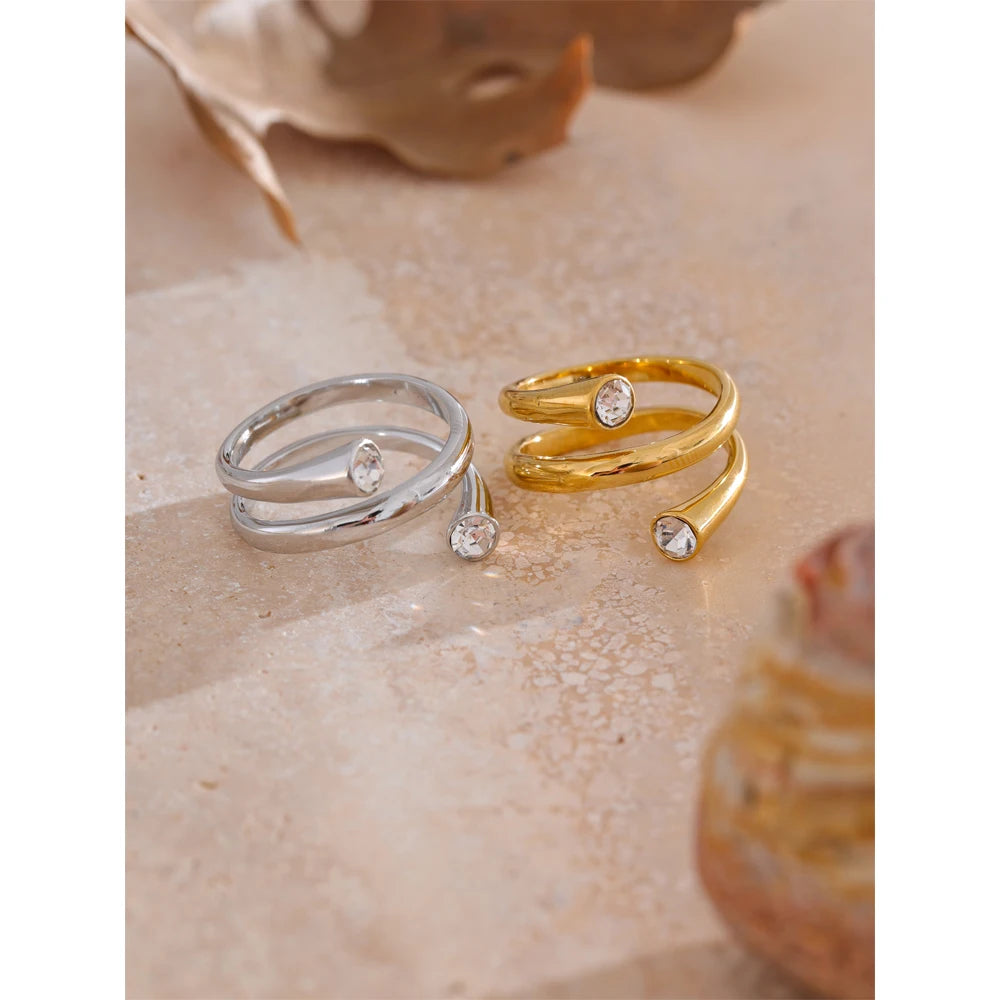 NO:48 Anello geometrico con zirconi
