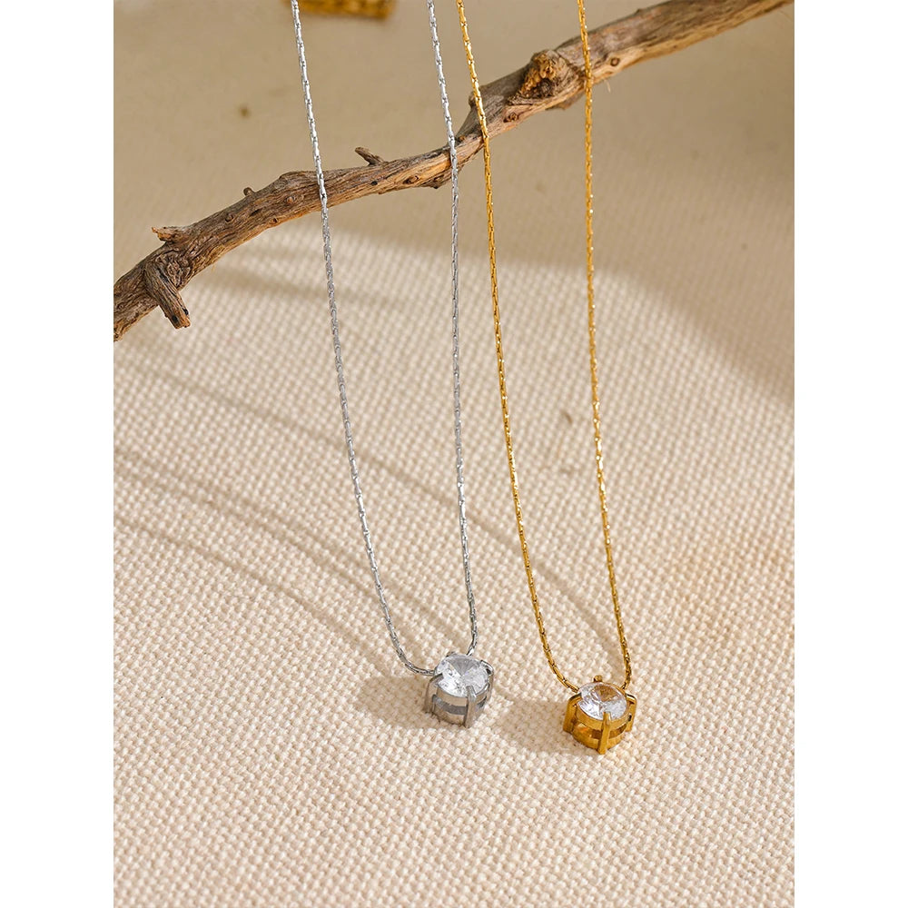 NO:1 Cast Delicate Zirconia Necklace