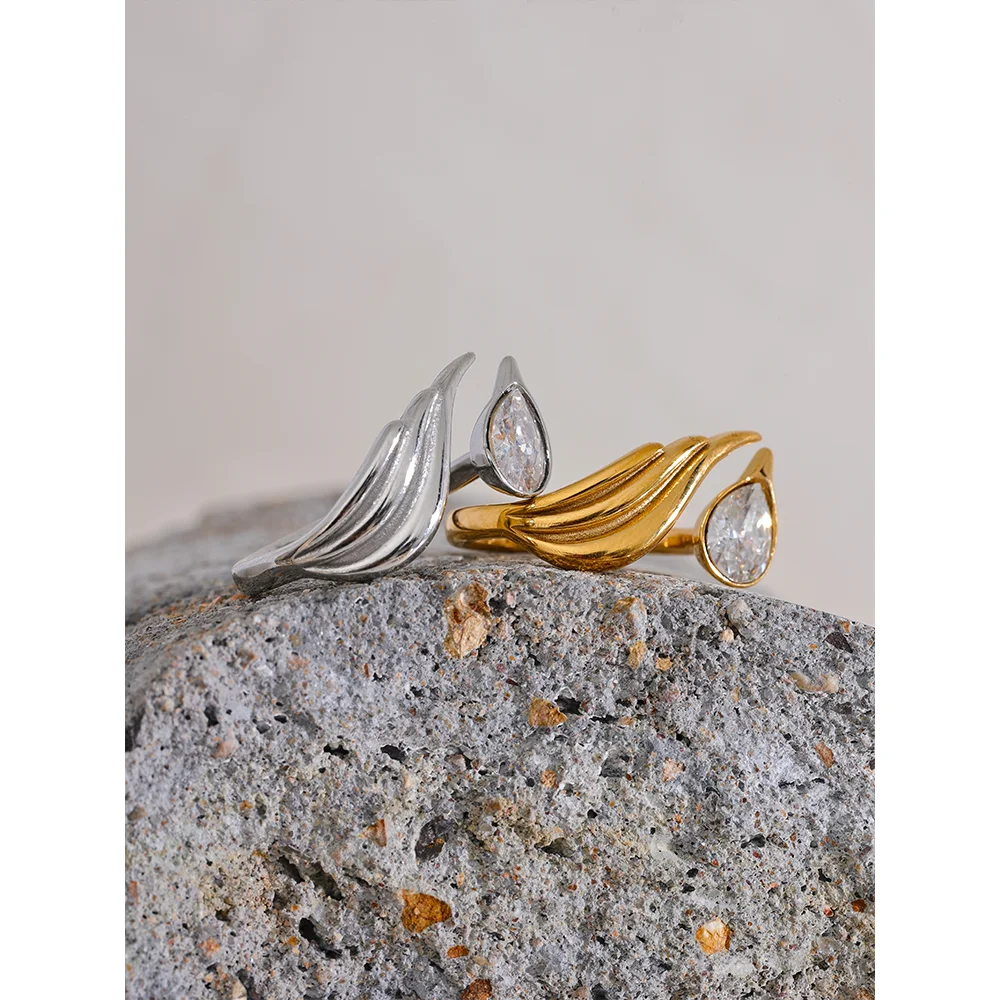 NO:50 Zirconia Wing Ring