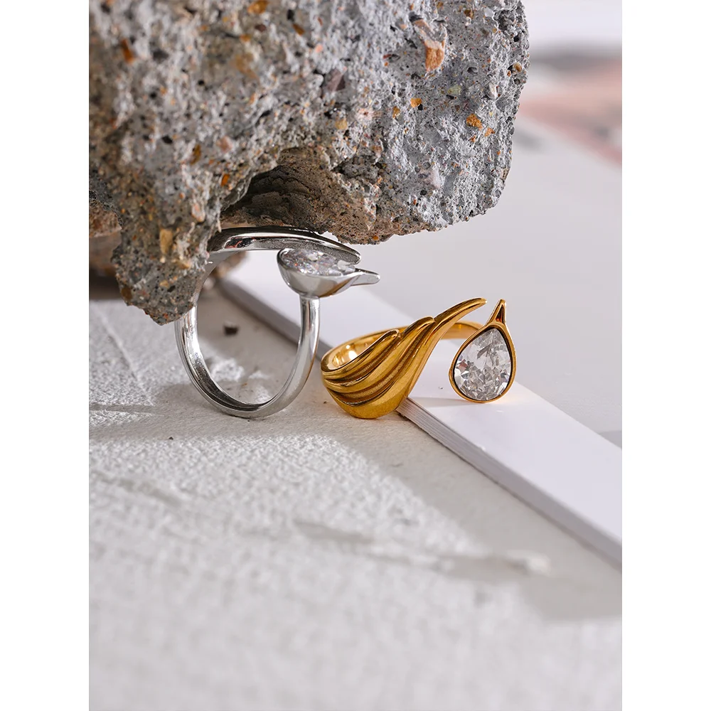 NO:50 Zirconia Wing Ring
