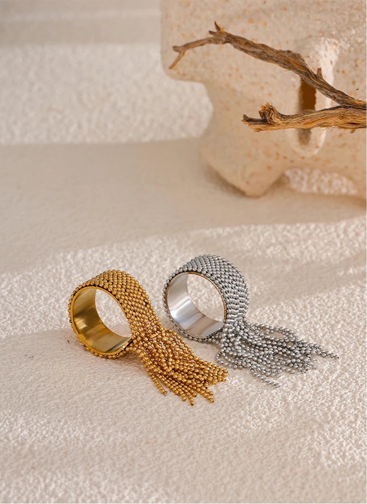 NO:18 Tassel Ring