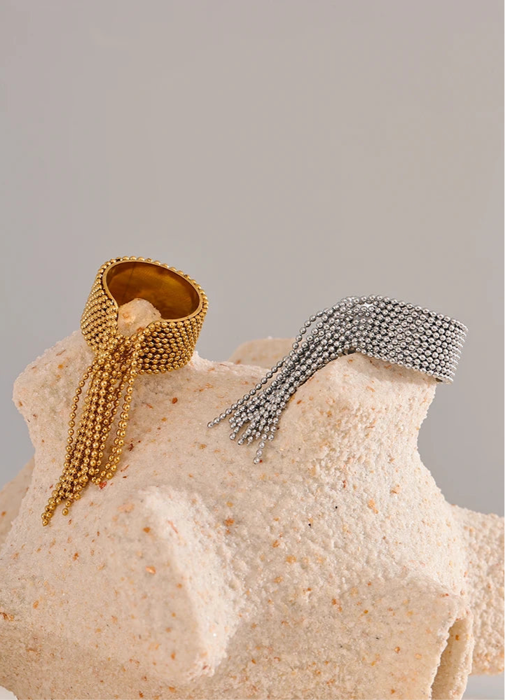 NO:18 Tassel Ring