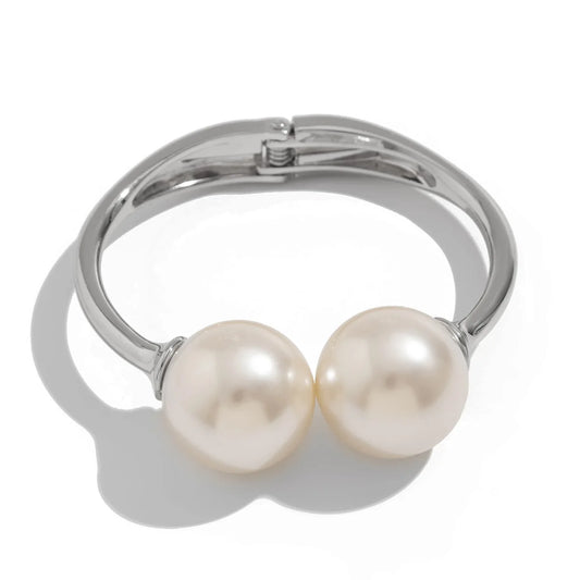 NO:37 Big Pearl Bracelet