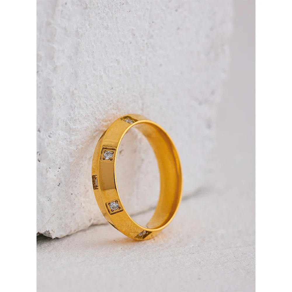 NO:44 Anello geometrico in zirconia