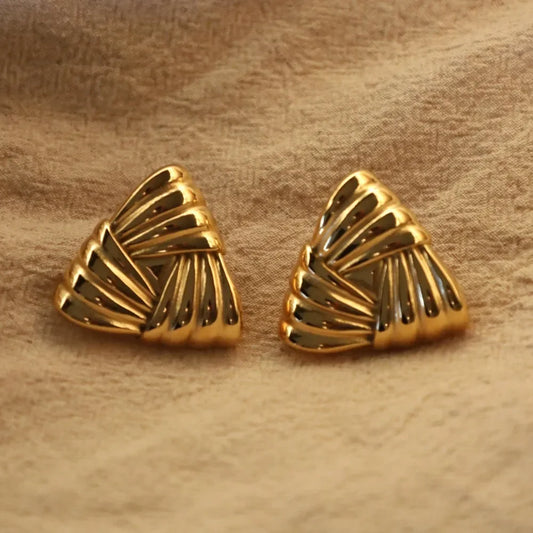 NO:37 Triangle Earrings